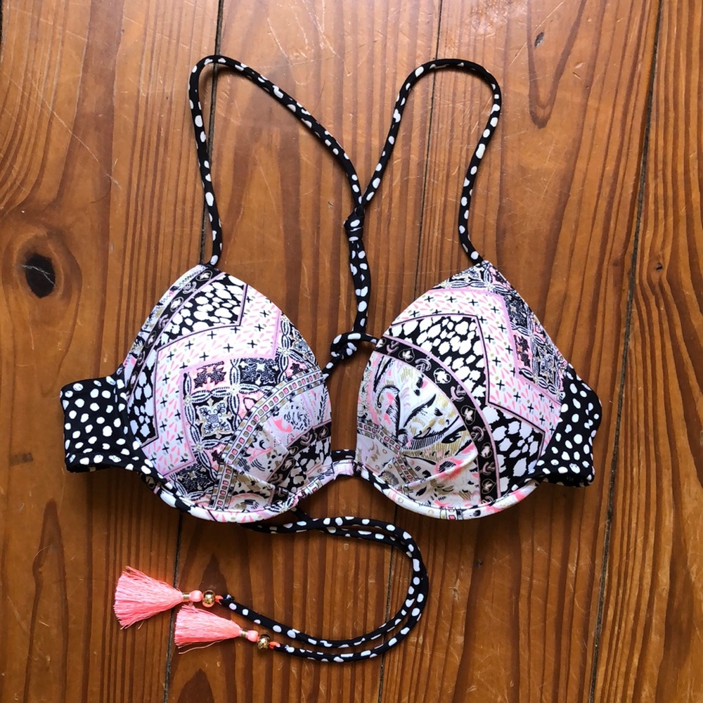 Victoria’s Secret Bikini Top